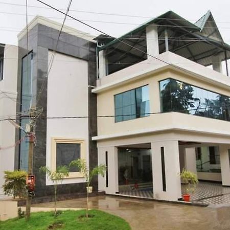 Hotel Le Castle Kodaikanal Buitenkant foto
