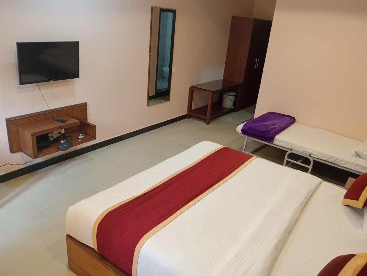 Hotel Le Castle Kodaikanal Buitenkant foto